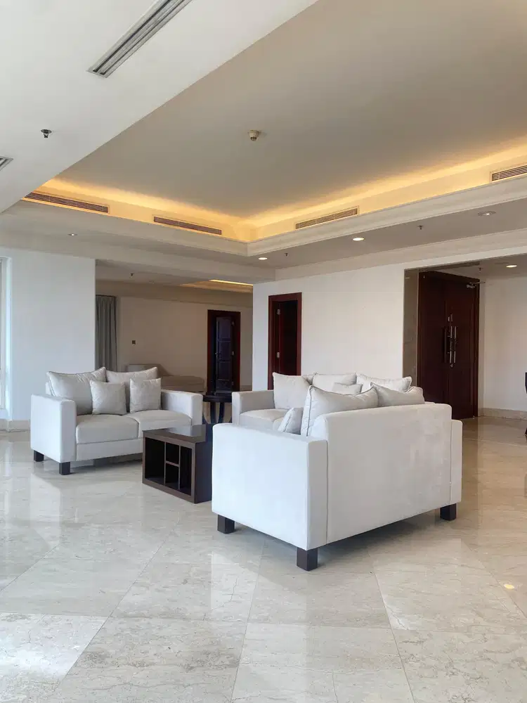 Luxury SCBD Suites Apartment, 3BR with Panoramic Sudirman Skyline