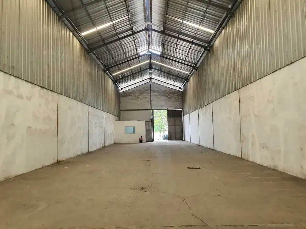 Disewakan Cepat Gudang Loading Dock di Angke, Jakarta Barat