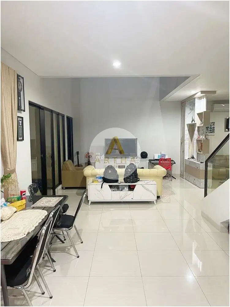 Rumah Full Furnished di Cluster Emily Summarecon Bandung