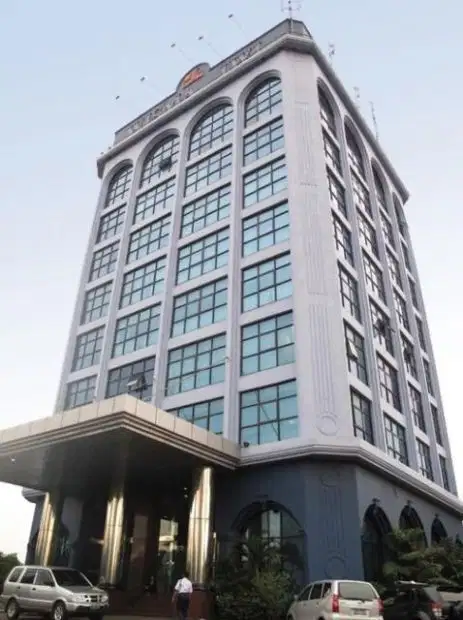 SEWA RUANG KANTOR WISMA IWI