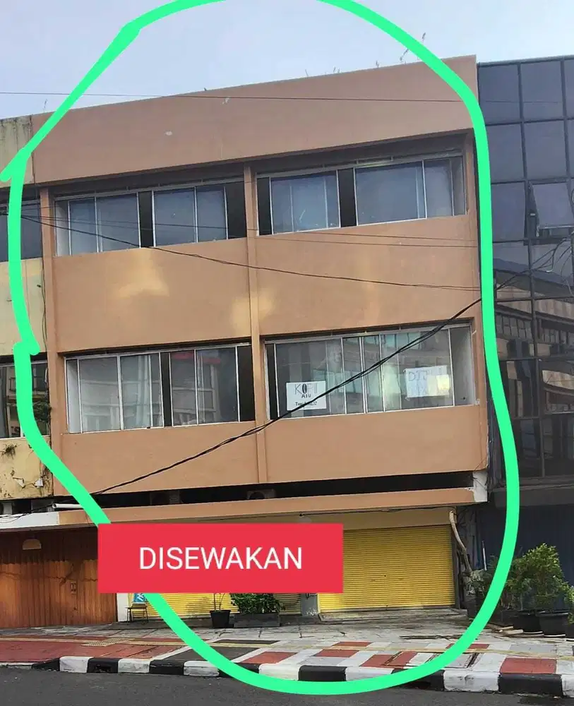 Di Sewakan Ruko gandeng 3 lt Cideng Petojo jakpus