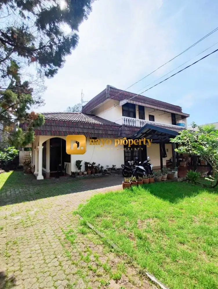 Rumah Pojok Tanah Luas Dalam Komplek di Jatiwaringin Pondok Gede