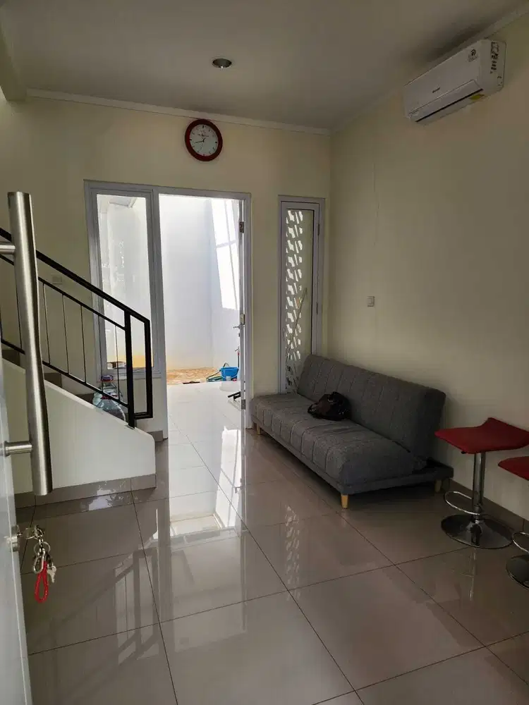 Disewakan Rumah Siap Huni Furnished di Cluster Cynthia Summarecon
