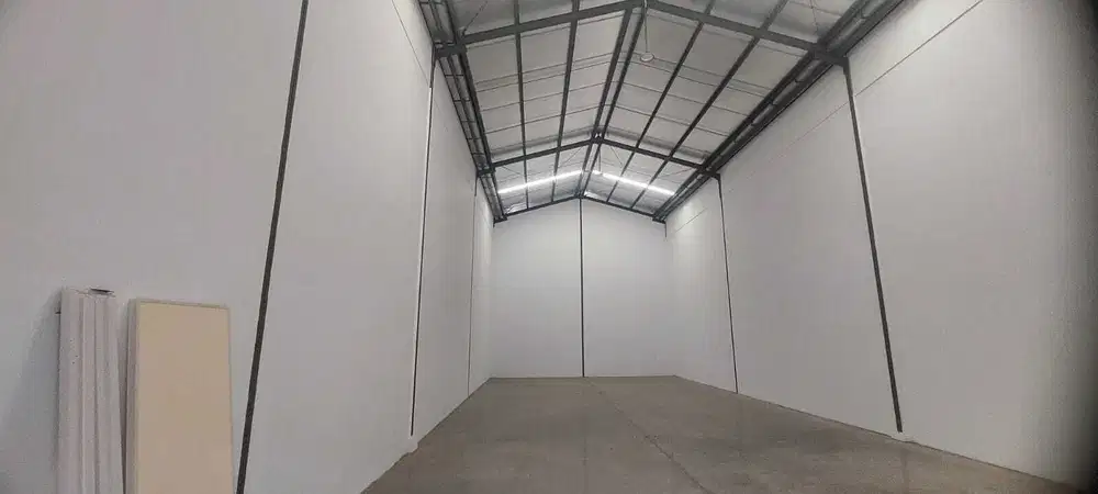 Di Jual Cepat Gudang Brand New Pergudangan Royal Kosambi Siap Pakai