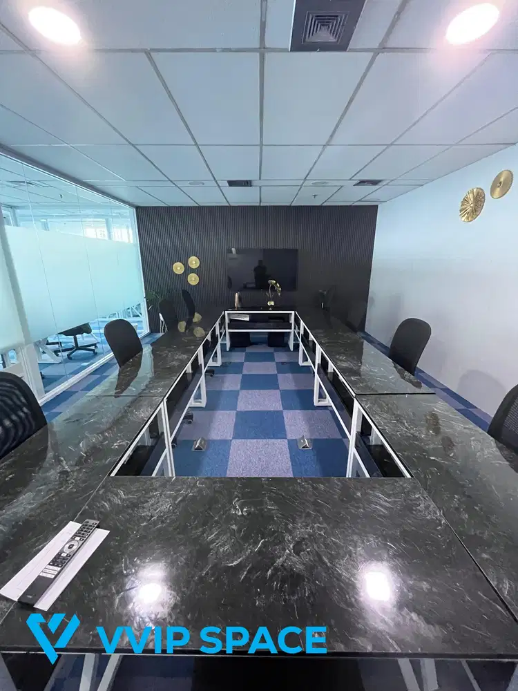 Ruang Kantor Siap Pakai 4 - 5 Orang Lokasi Strategis di Kelapa Gading