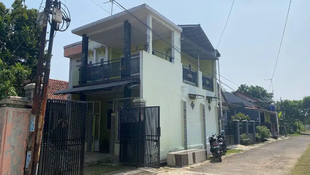 Rumah Mewah 2 Lantai + 2 unit Kontrakan Purwakarta Kota Dijual Murah