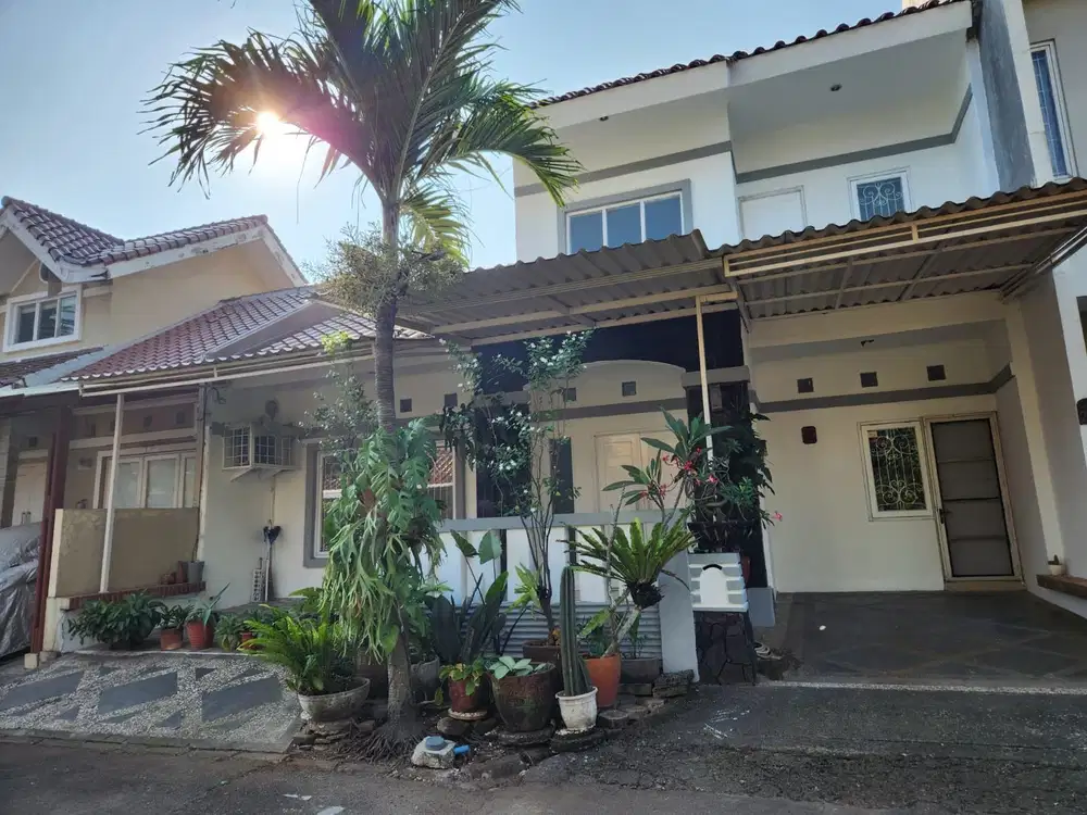 Rumah Cantik 2 Lantai di Puri Bintaro Sektor 9