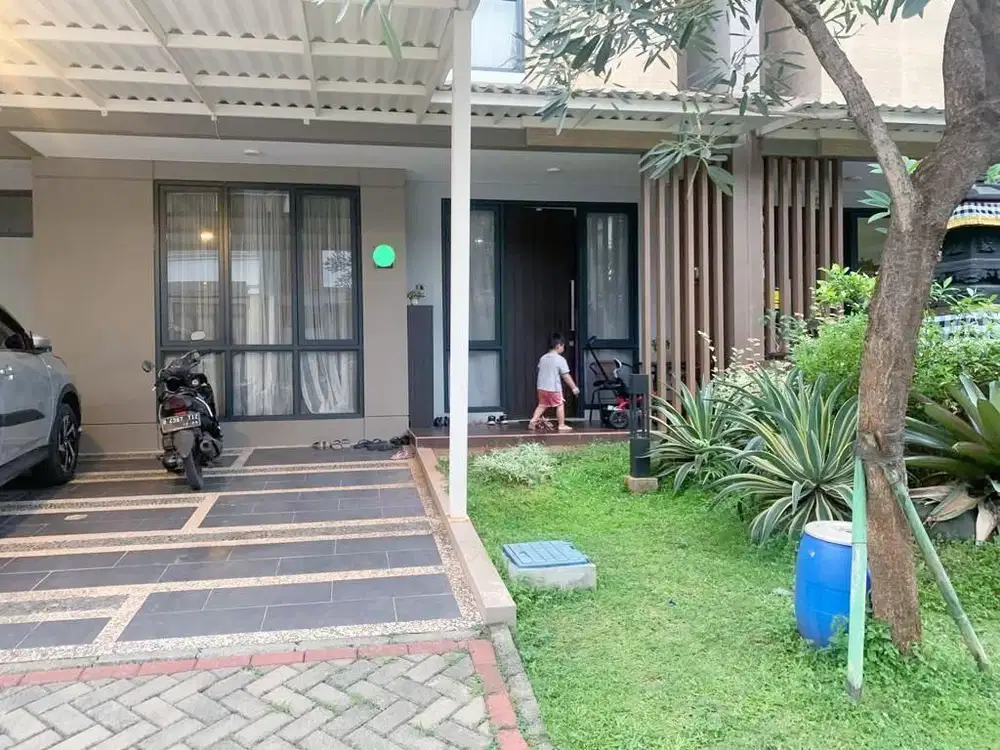 Dijual Cepat Rumah 2 Lantai Kota Wisata Siap Huni