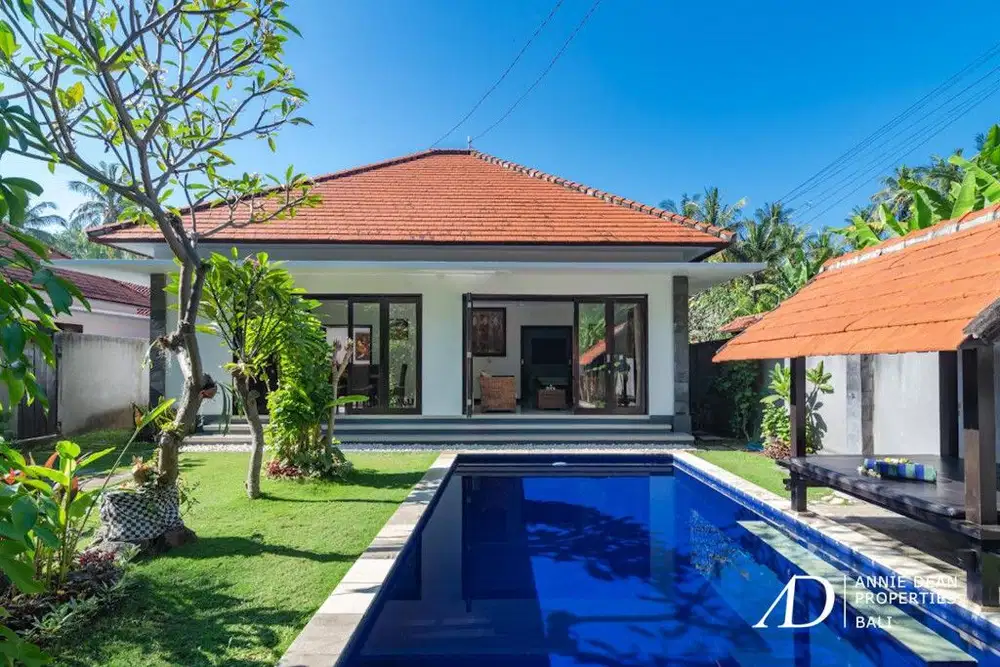 FREEHOLD 2 UNITS OF VILLAS MODERN BALINESE ARCHITECTURE