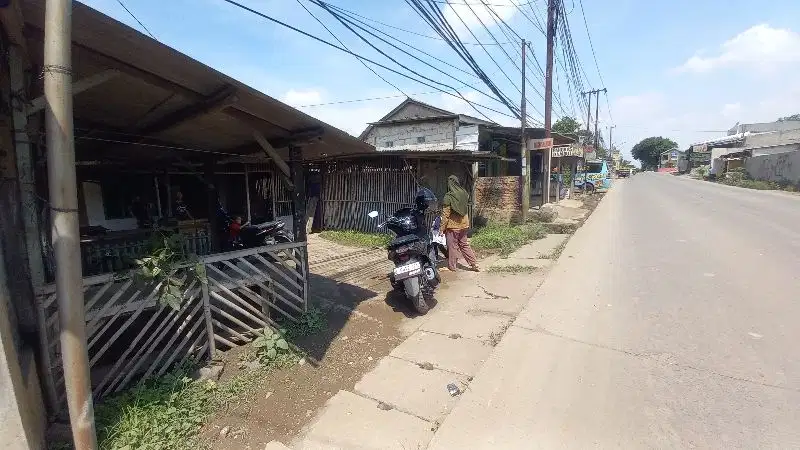 tanah di pinggir jalan raya besar legok