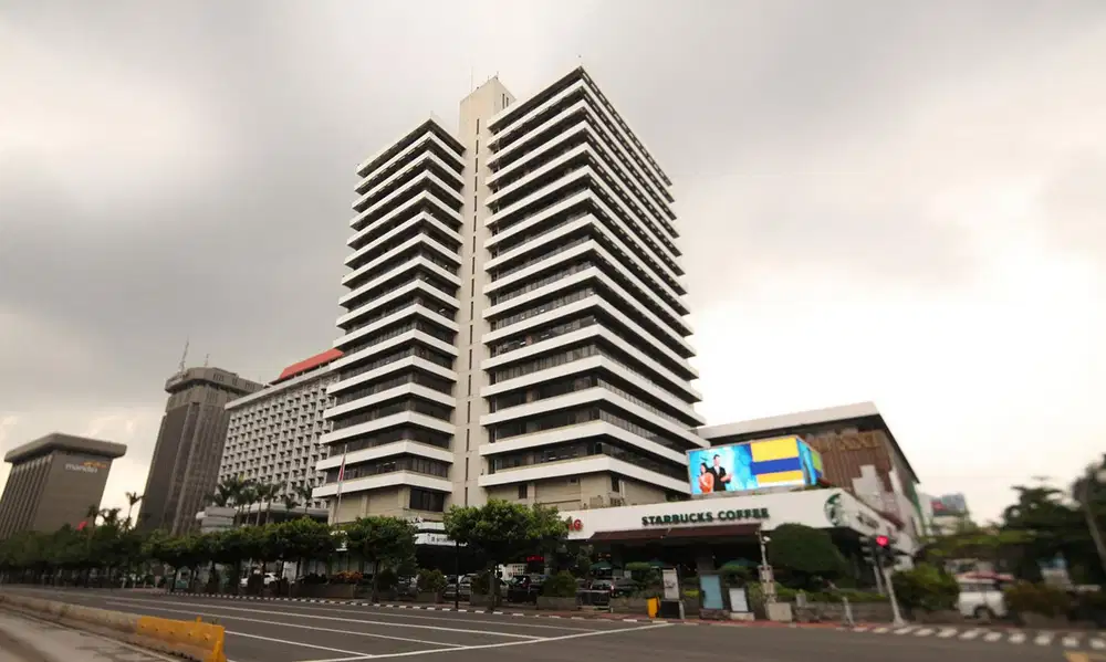 SEWA RUANG KANTOR MENARA CAKRAWALA JAKARTA PUSAT