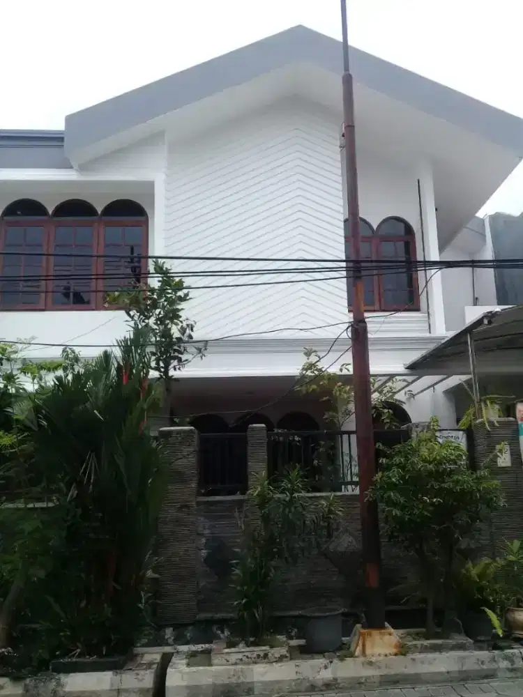 DHARMAHUSADA INDAH BARAT SEMAKIN MURAH TERAWAT SIAP HUNI