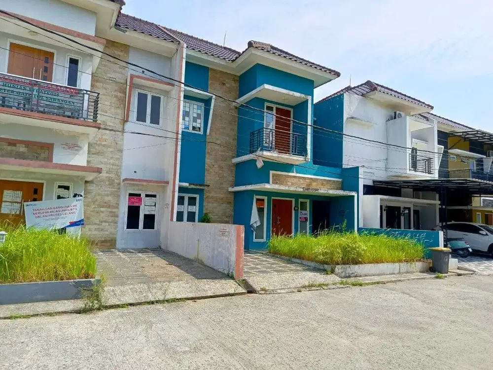 Jual murah rumah 2 lantai di perumahan D' Aroem, Rangkapan Jaya, Depok