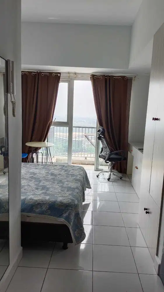 Di jual apartemen type studio full furnished cassa de parco