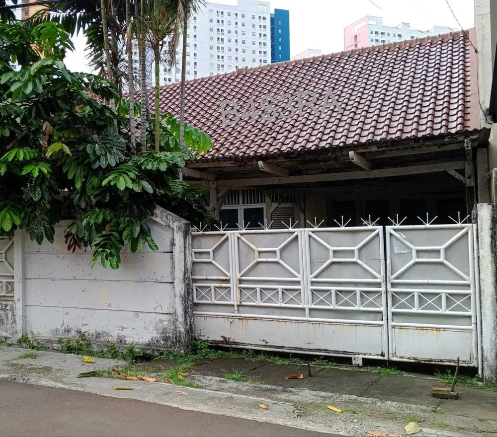 Rumah Lama di Rawasari Cempaka Putih Jakarta Pusat