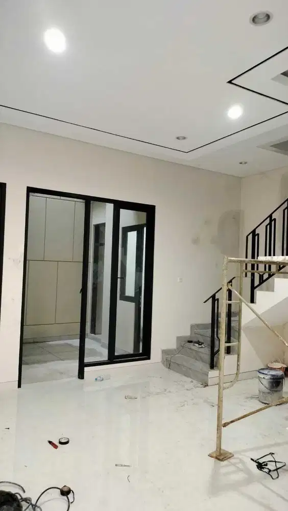 Dijual Cepat! Rumah Eksklusif di Lokasi Strategis cocok ,Buruaaan  !