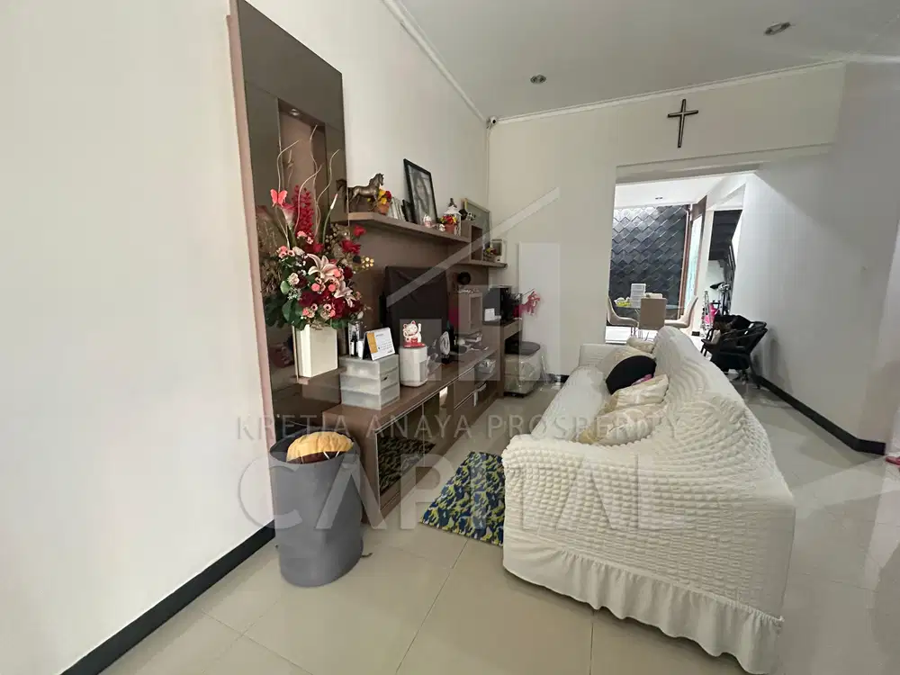 RUMAH CUAKEP SANGAT TERAWAT DAN SIAP HUNI DI TAMAN KOPO INDAH 5