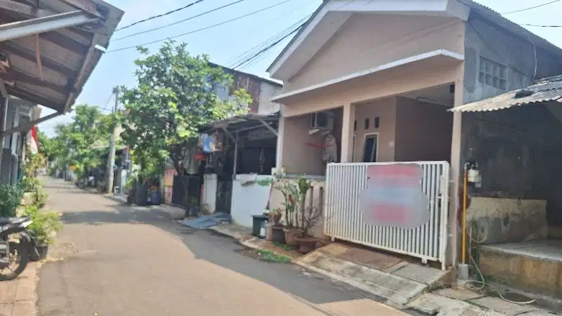 Rumah siap huni di villa mutiara serpong dekat alam sutera