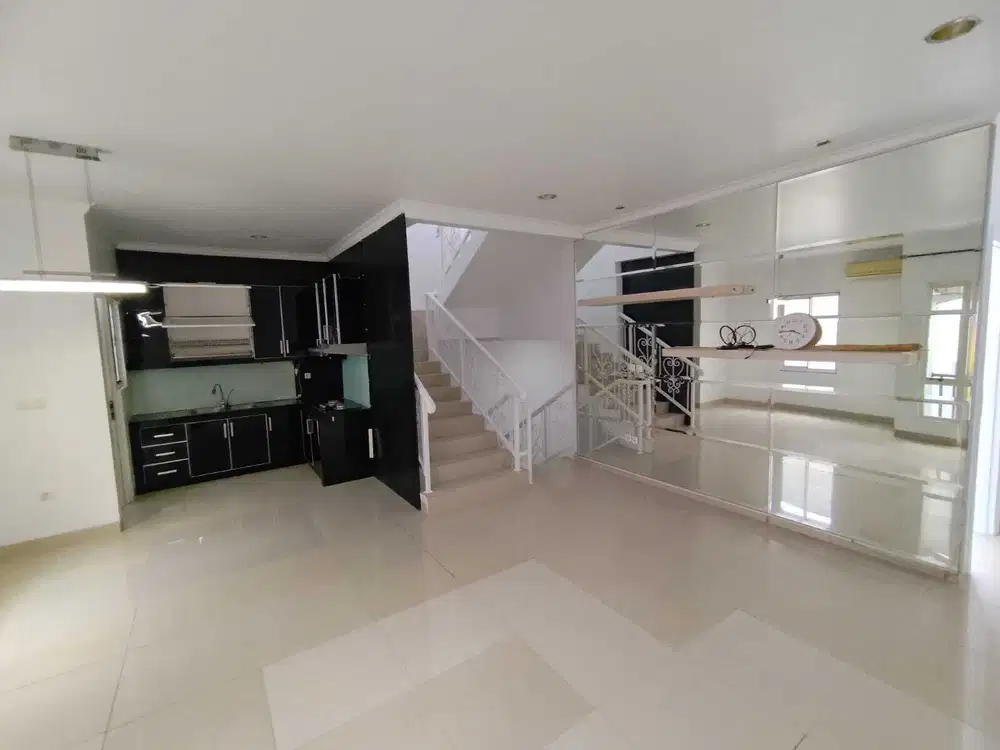 Sewa Rumah Florence PIK Brandnew