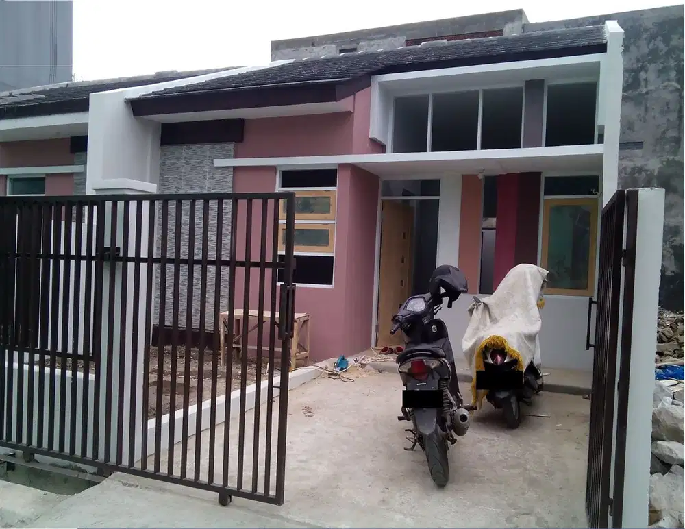 Rumah Rapi Minimalis Dekat Akses Tol di Griya Bandung Asri