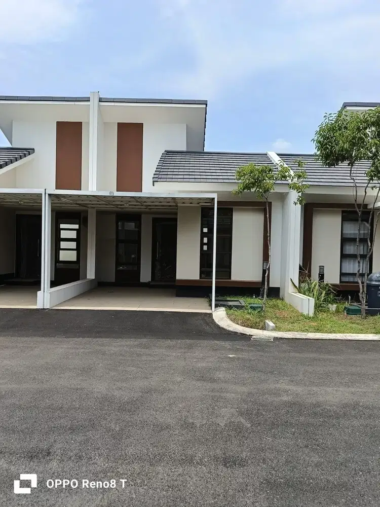 Rumah Minimalis Dekat Pusat Perbelanjaan di Podomoro Park, Buah Batu