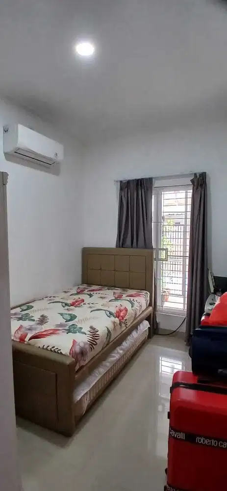 Dijual Cepat Rumah Siap Huni - Taman Ratu