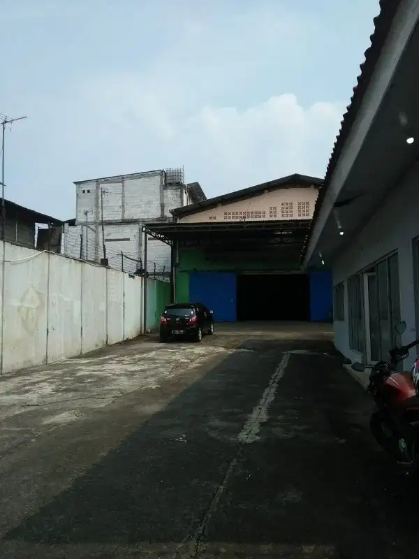 DISEWA GUDANG DI CILEUNGSI BOGOR