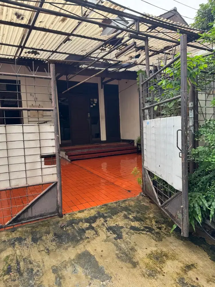 Rumah dijual di Taman Alfa Indah Joglo Dekat Tol Kebon Jeruk