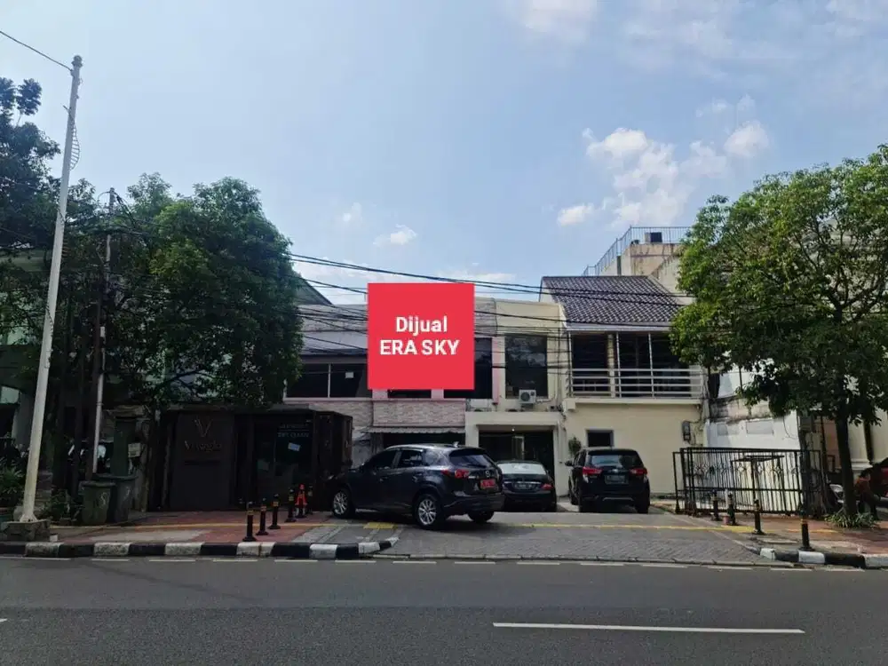 Ruang Usaha Luas di Jalan Raya Kebayoran Baru Jakarta Selatan