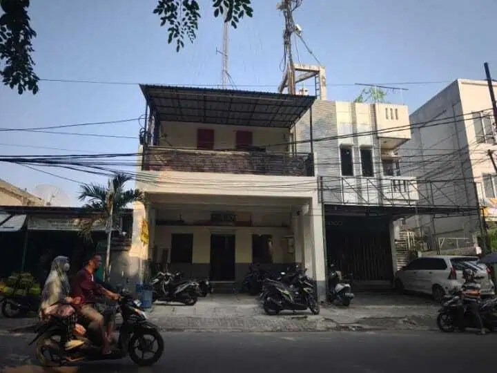 Ruko Lokasi Jalan Utama di Duren Sawit Jakarta Timur