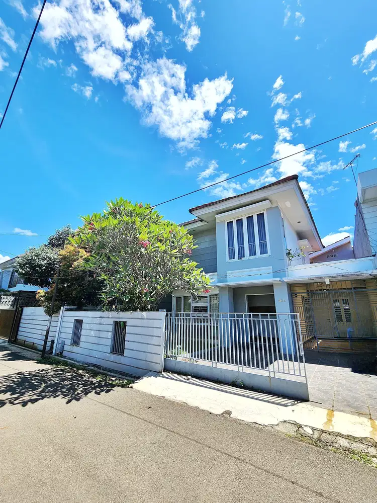 Dijual Rumah Cluster Ciganjur 2 Lantai, Harga Bagus Banget, dan Nyaman