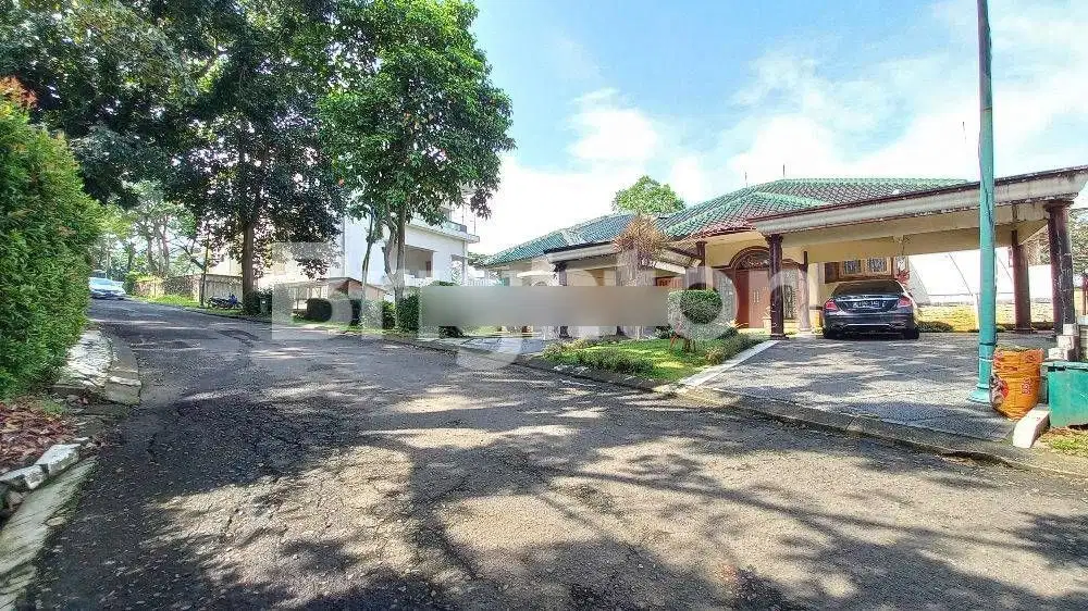 RUMAH FULL FURNISHED DI SENTUL CITY CLUSTER BUKIT GOLF