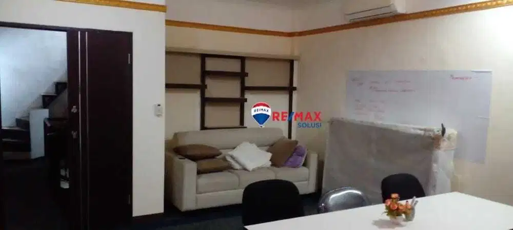 DIJUAL RUKO 3 LANTAI FULLY FURNISHED KAWASAN TEBET JAKARTA SELATAN