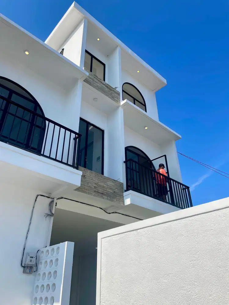 Brand new villa medeterania ada rooftop view gwk dekat pantai melasti