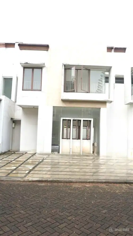 Rumah 2lt 8x15 120m Type 3KT Cluster Alamanda JGC Jakarta Garden City