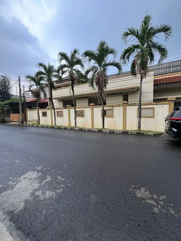 di jual tanah dlm perumahan  bonus bangunan  dkt LRT