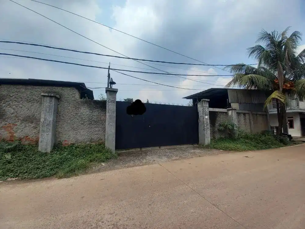 Tanah dan gudang sudah pagar keliling di legok