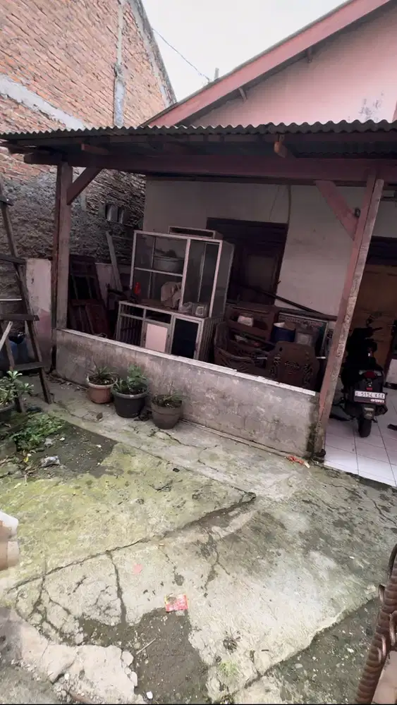 TANAH KAVLING LOKASI PINGGIR JALAN BEKASI DEKAT MALL PAKUWON, SHM