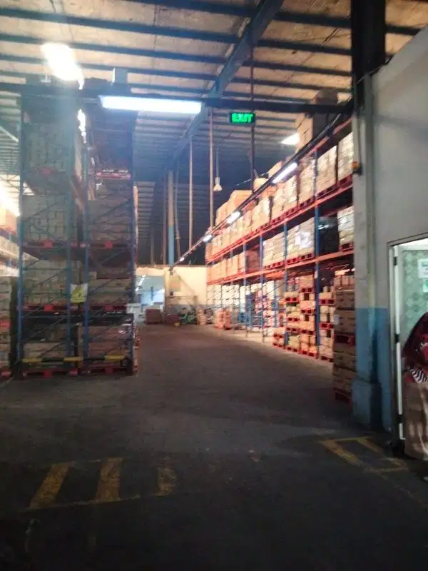 Gudang Ex Pabrik di Cikarang, Dibawah Njop, Nego