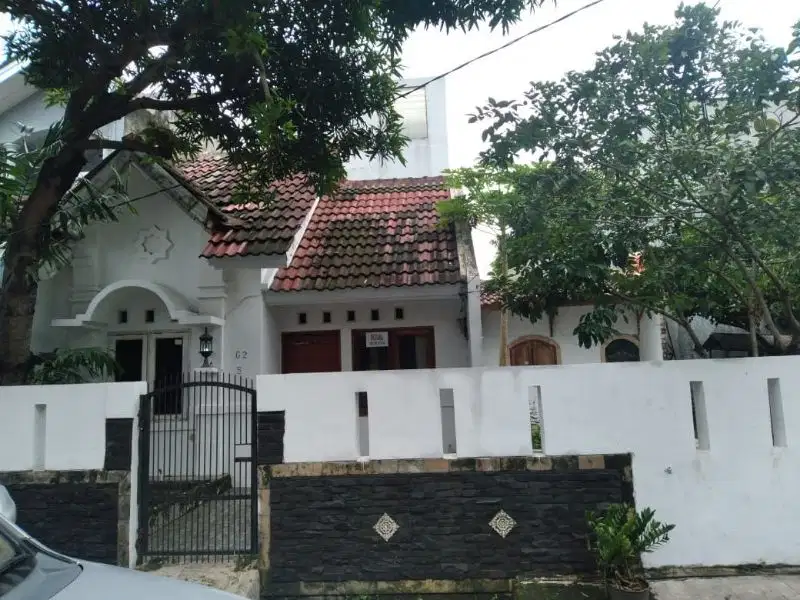 Rumah luas di islamic village