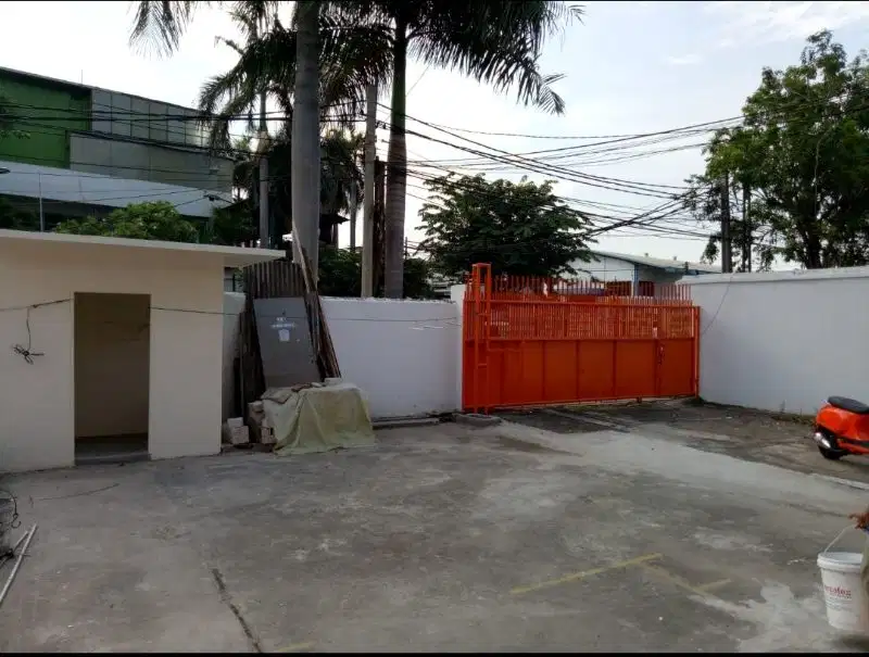 Gudang kecil di Sunter lokasi bagus akses container