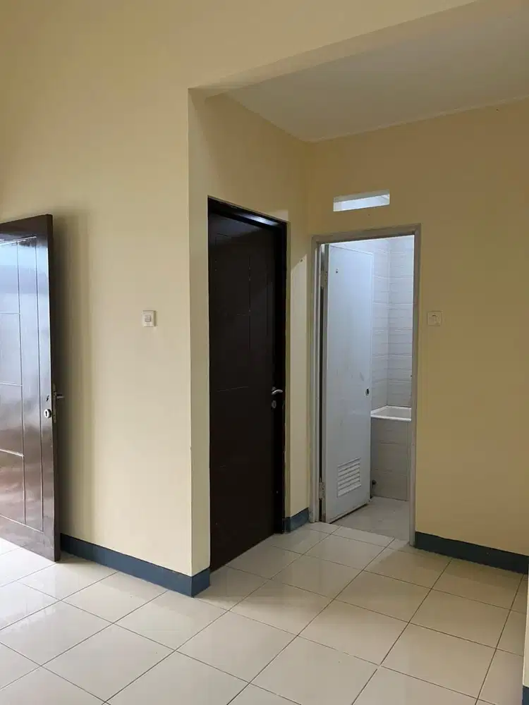 Di jual rumah termurah di Green Ara cluster Damar Harapan indah bekasi