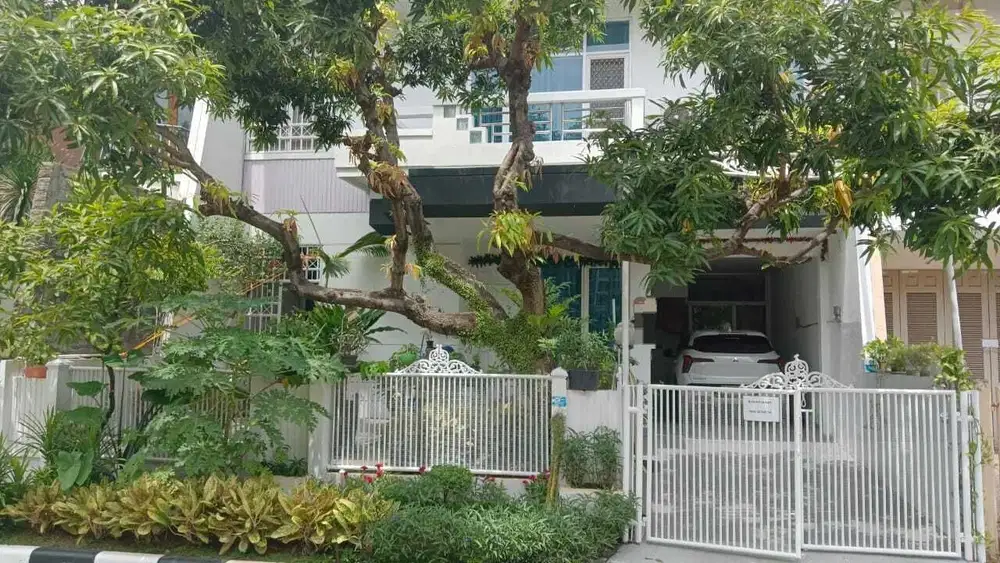 DIJUAL RUMAH 2 LANTAI DI BUMI PERMATA INDAH UK.10x20m HARGA NEPIS