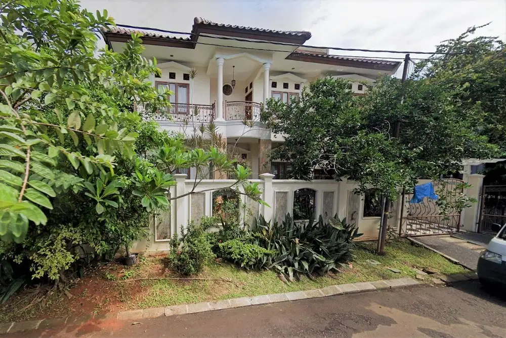 Di jual rumah 2 lantai di citragrand