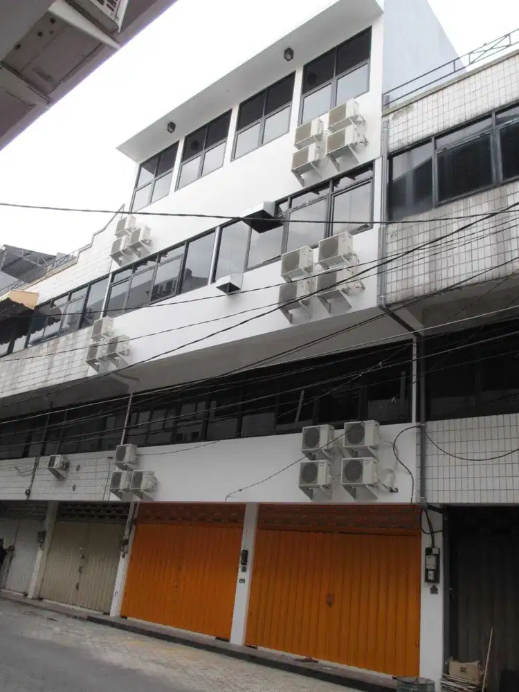 Dijual Ruko RMI, barata, 2unit jejer, 4lantai