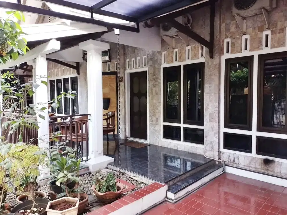 RUMAH PANCORAN TIMUR, JAKARTA SELATAN, 1 Lantai, Semi Furnished, SHM