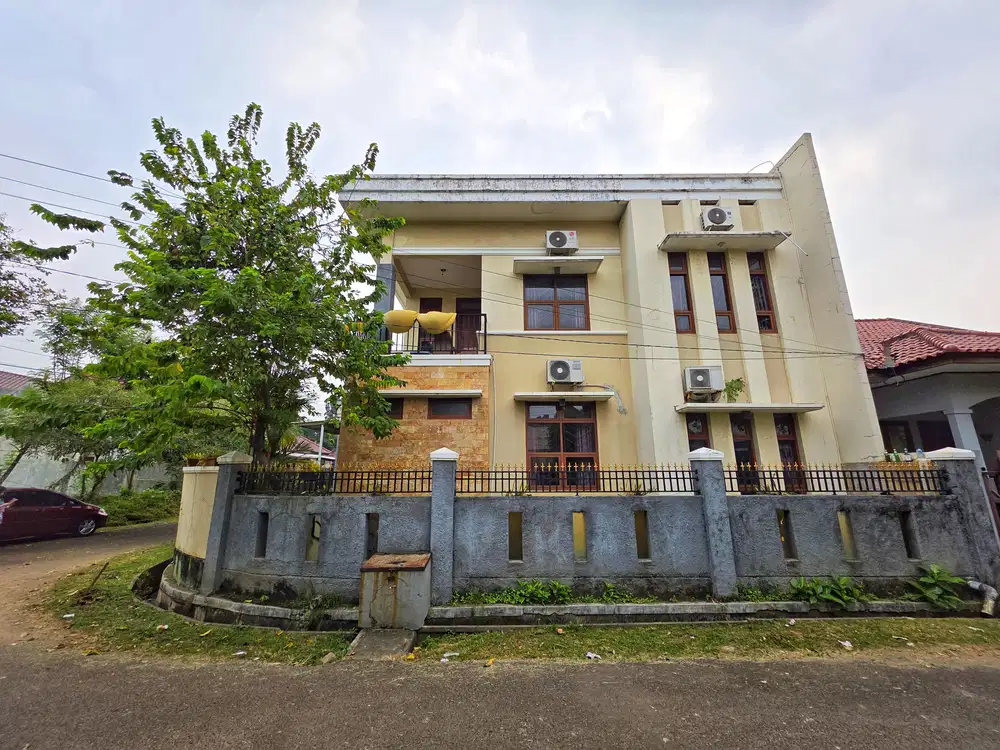 For Sale Rumah Griya Loka BSD City , Dekat Gerbang Tol