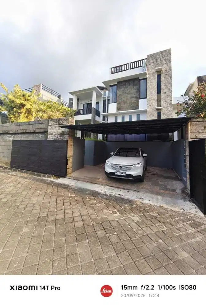 Rumah ada rooftop view laut security 24jam sahadewa griya alam pecatu