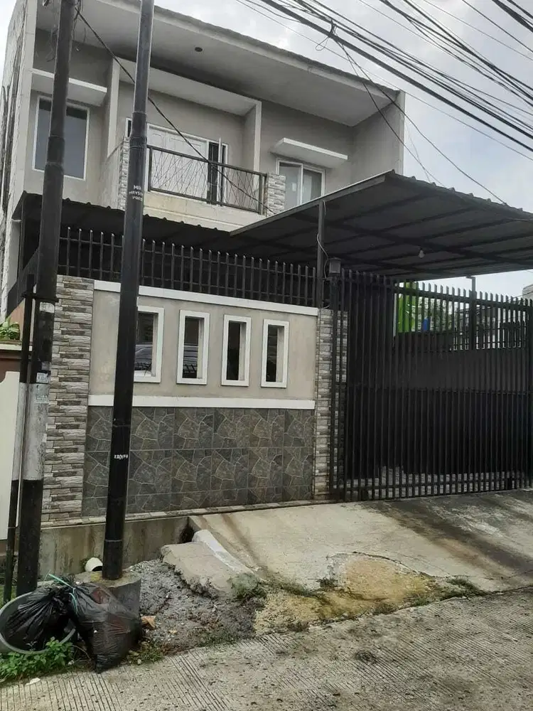 Rumah 2 Lantai Kavling DKI Meruya Selatan Jual murah