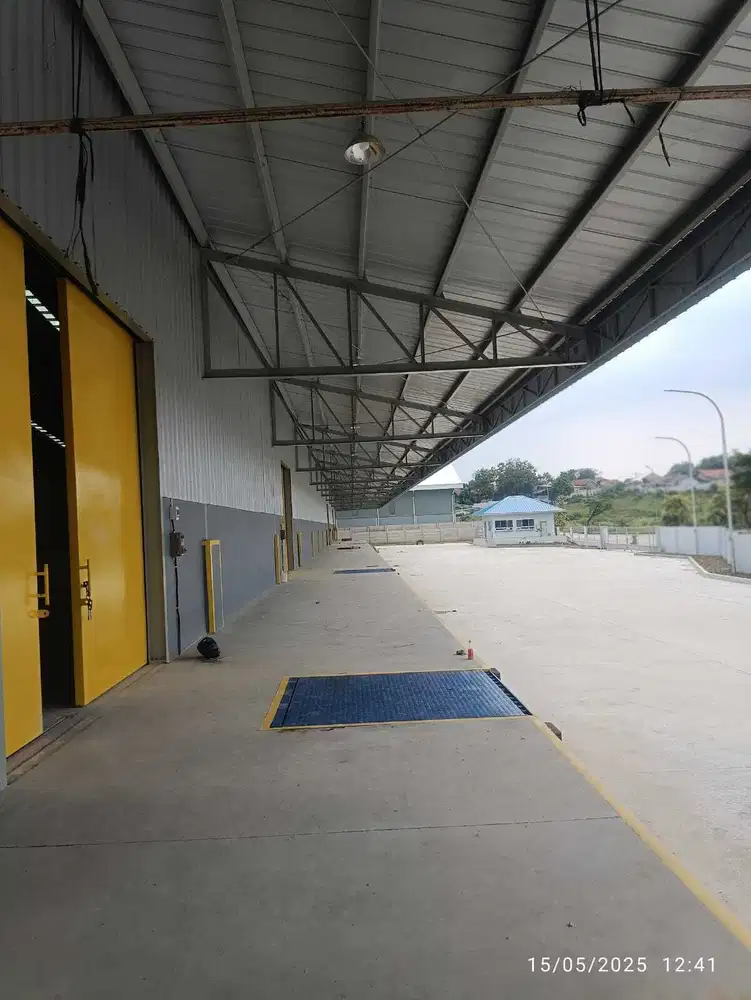 DISEWAKAN BANGUNAN BARU  GUDANG INDUSTRI